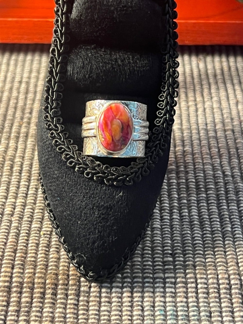 Pink Oyster Turquoise Sterling Silver Ring size 6.5